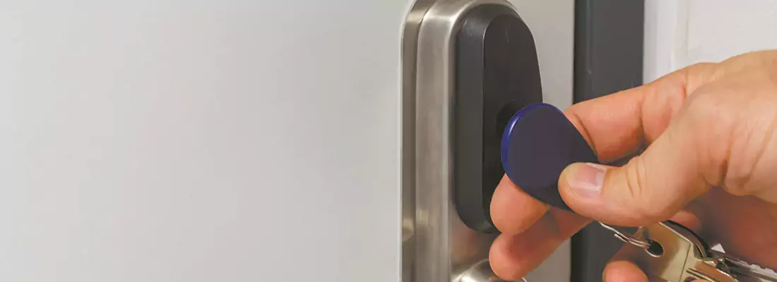 Choosing the Right Fob Door Lock System for Your Property in Town 'n' Country, FL