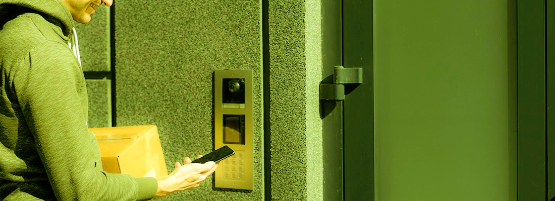 Keyless Entry Systems for Storefronts in Town 'n' Country, FL