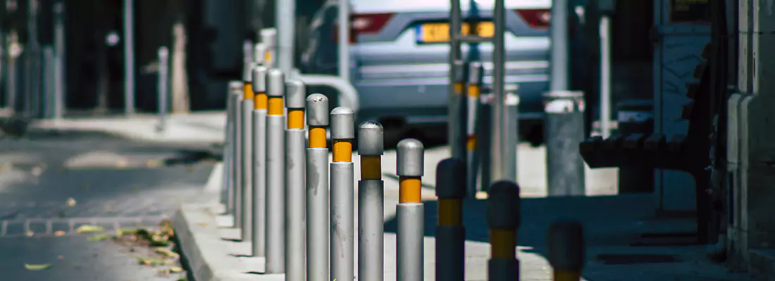 Safe and Convenient Retractable Barrier Column Systems for Properties in Town 'n' Country, FL